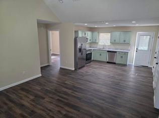 687 N Washington St, Lyons, GA 30436
