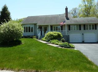 83 Judson Ave, Groton, CT 06355