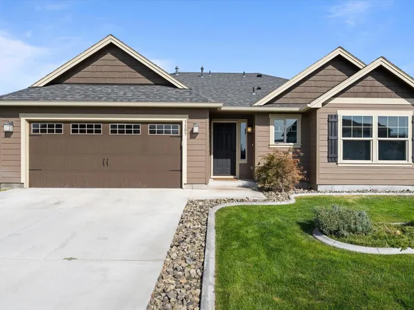 3805 Charleston Ln, Pasco, WA 99301