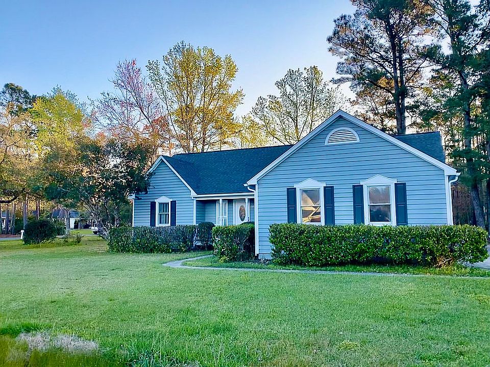 1st image of 313 Watersedge Dr