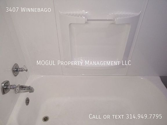 4th image of 3407 Winnebago St