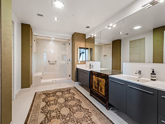 4th image of 432 N Oakhurst Dr #407