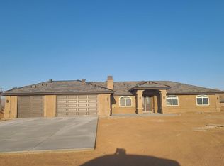 14805 Natoma Rd, Apple Valley, CA 92307