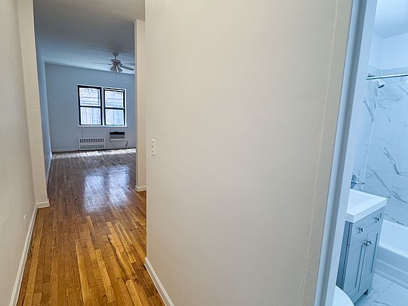 4th image of 420 E 82nd St APT 1B