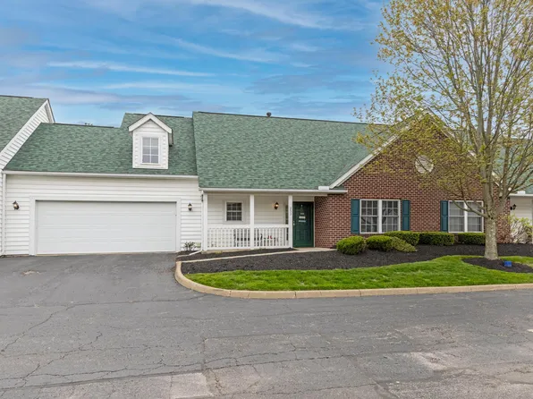 253 Village Dr, Johnstown, OH 43031