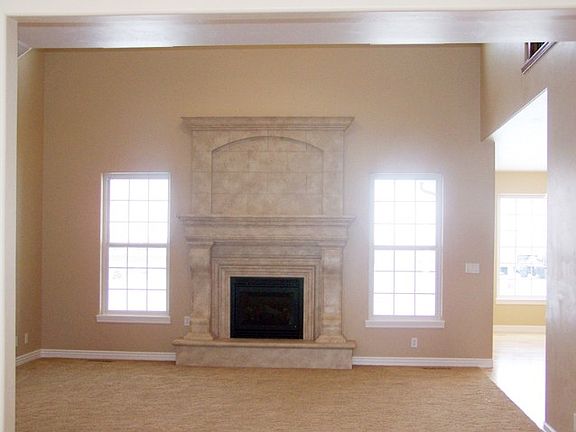3rd image of 2357 E Candleridge Dr