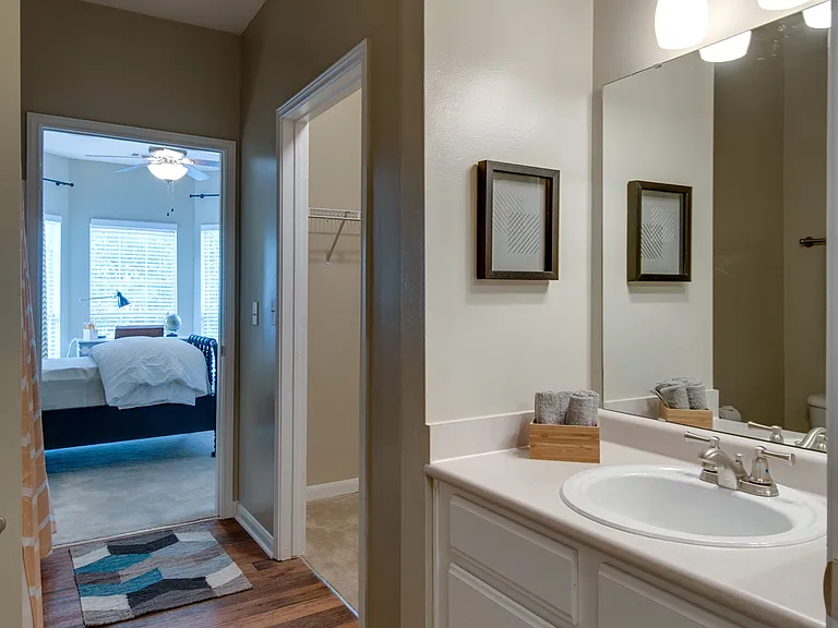 Legacy at Meridian Apartments — Photo 8