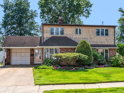 12 Coachman Lane, Levittown, NY, 11756