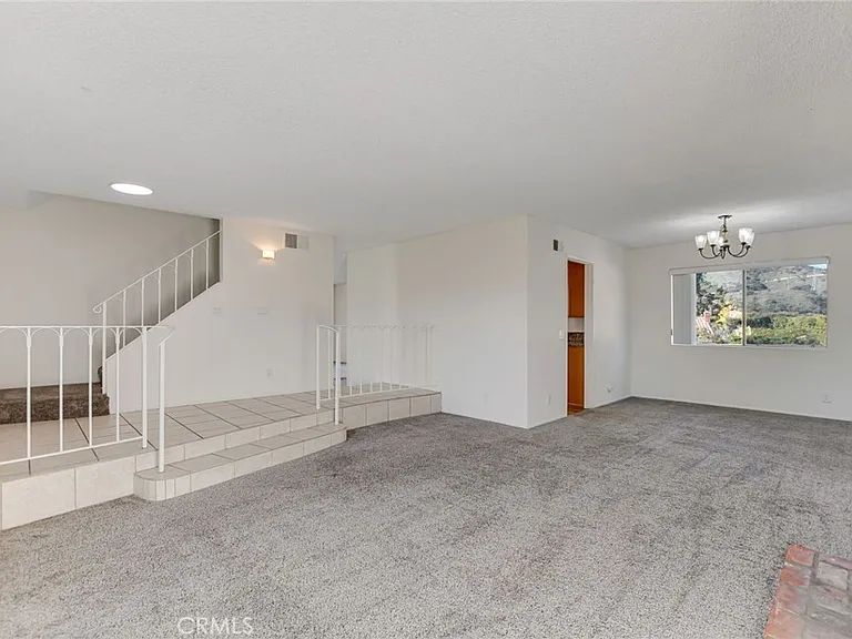 2785 Westfield Pl — Photo 7