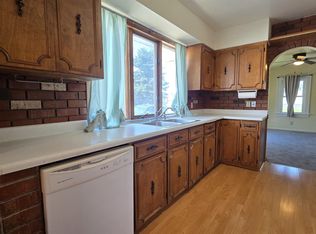 922 2nd St, Saint Paul, NE 68873