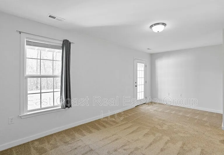 43 Savage Ct — Photo 7