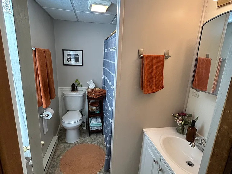 23 N Poplar St #101 — Photo 14