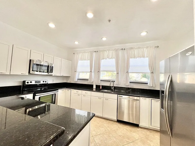840 Marina Del Ray Ln #2 — Photo 13