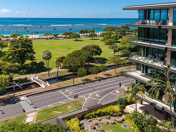 3rd image of 1388 Ala Moana Blvd APT 7803