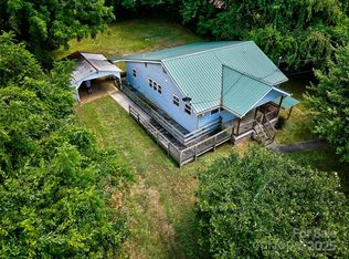 111 Kenneth Cooper Rd, Whittier, NC 28789