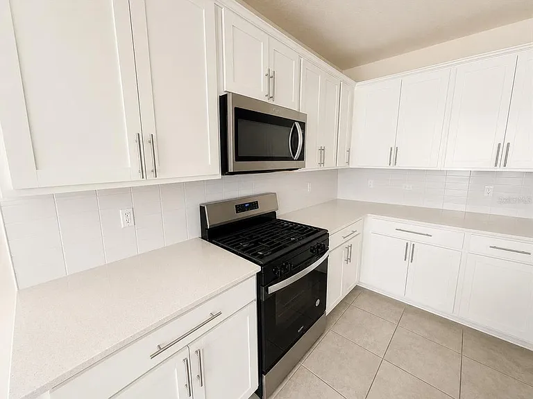 4083 Feather Tree Dr — Photo 13
