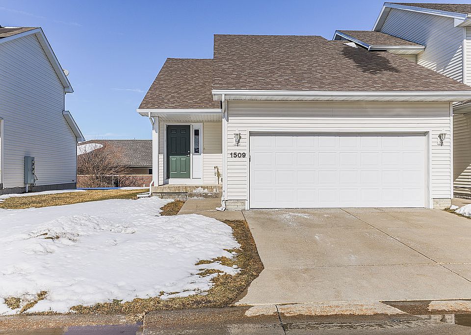 1st image of 1509 W Indian Point Way