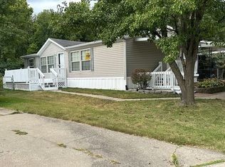 189 SE Willow Way, Topeka, KS 66609
