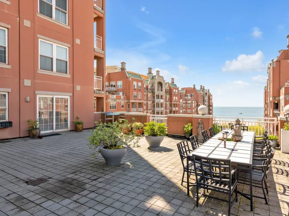 65 Oceana Drive East image 3 of 44