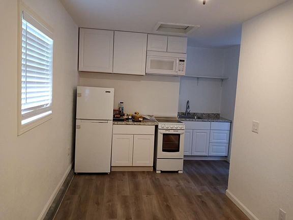 2nd image of 190 Gonzalez Dr