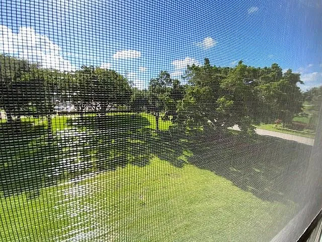 8990 S Hollybrook Blvd — Photo 12