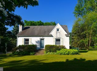 2212 Herblew Rd, Warrington, PA 18976