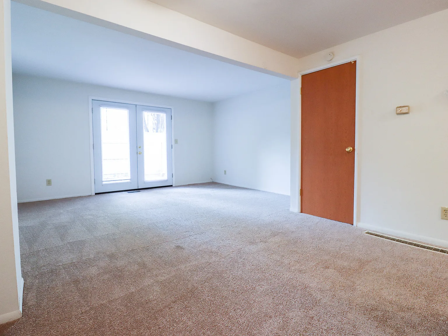 Kingswood Townhouses — Photo 4
