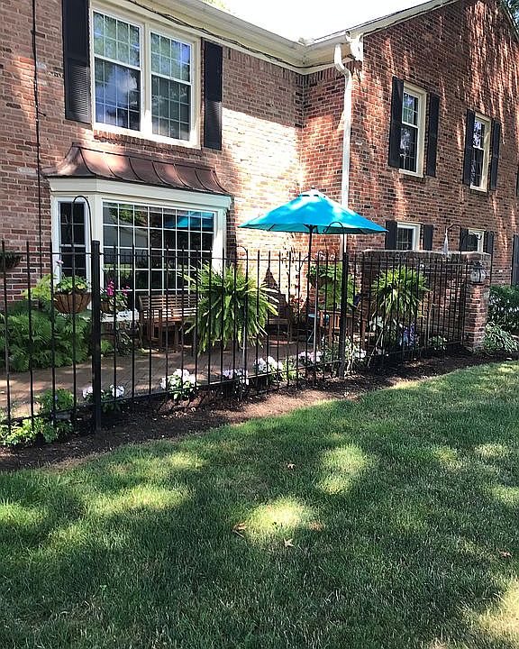1st image of 1255 Wednesbury Cir
