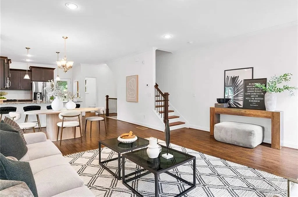 2 bed, 3.0 bath, 1306 sqft, $2,700 — Photo 4