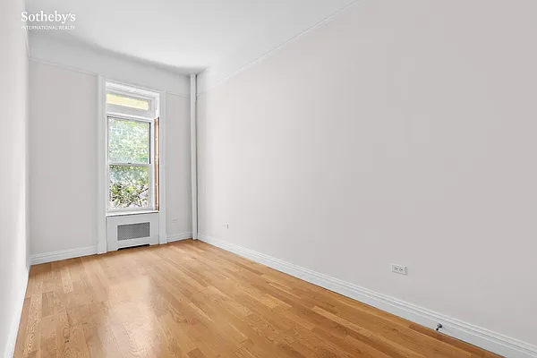 Rented by Sotheby's International Realty | media 8