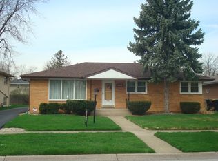 17618 William St, Lansing, IL 60438
