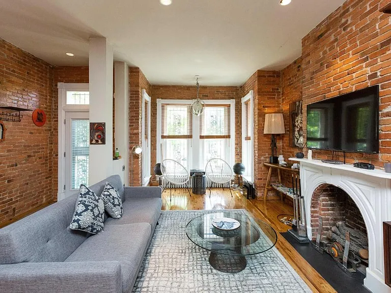 619 P St NW — Photo 7