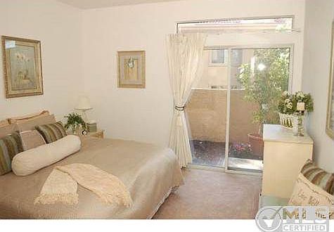 5th image of 25861 McBean Pkwy Unit 101