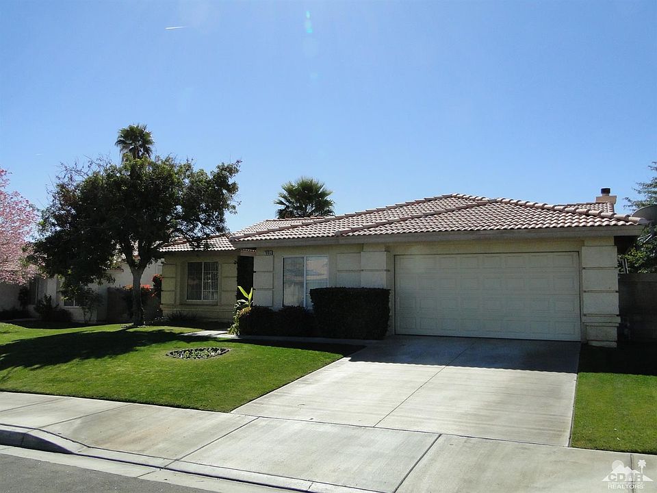 1st image of 79165 Victoria Dr