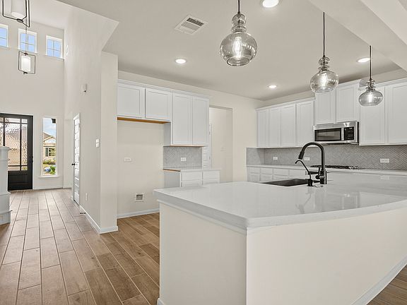 Kitchen with center island