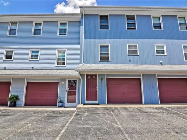 4 Smithfield Rd APT 41, North Providence, RI 02904