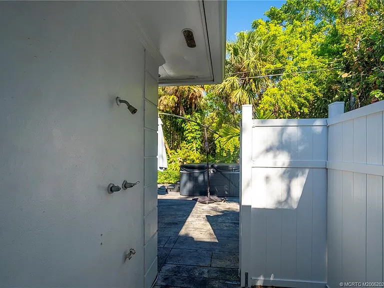 1446 Wyn Cove Dr — Photo 58