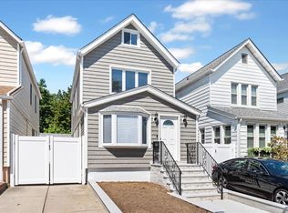 9127 71st Ave, Forest Hills, NY 11375