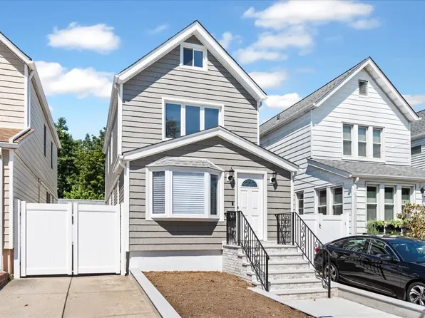 9127 71st Ave, Forest Hills, NY 11375