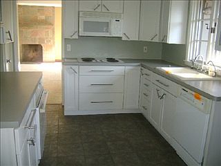 2nd image of 3021 Buckingham Dr