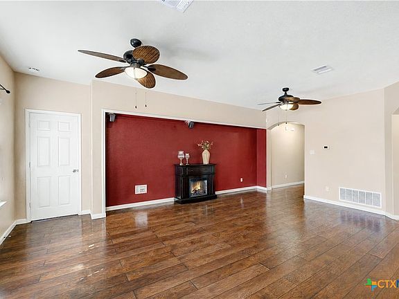 4th image of 213 Teron Dr