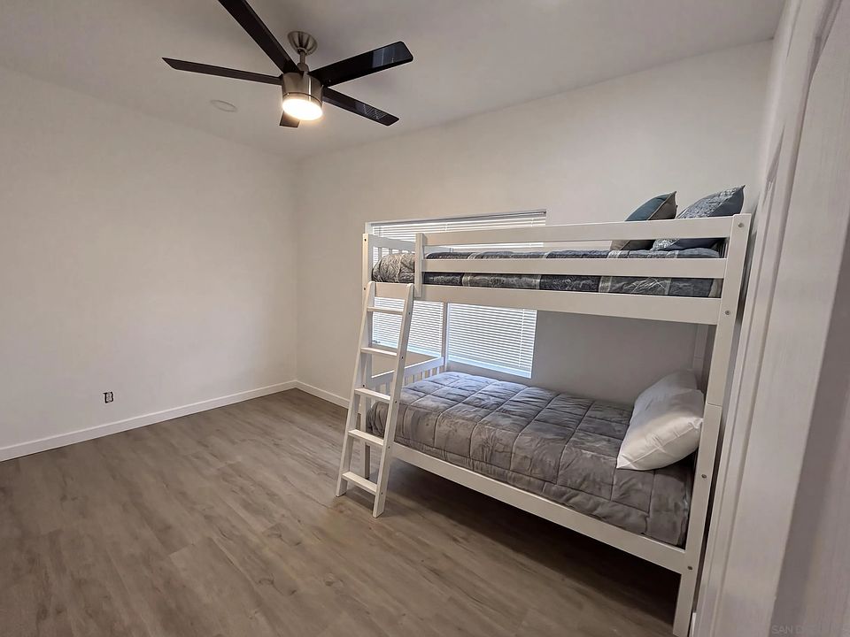 2nd image of 2611 University Ave