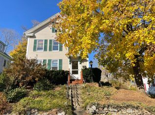 5 Adams St, Merrimac, MA 01860