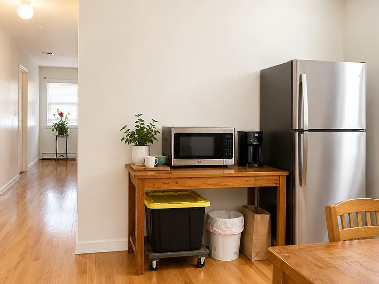 100 Madison Ave #1 — Photo 2