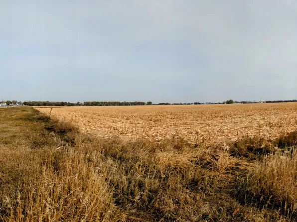 210 N Roosevelt St, Aberdeen, SD 57401