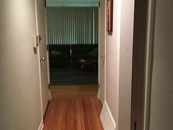 2nd image of 4201 N Francisco Ave APT 1