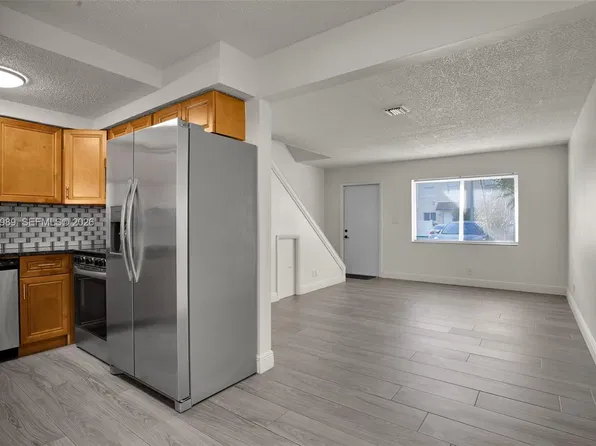 6625 Winfield Blvd #4-D, Margate, FL 33063