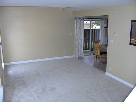 5th image of 3S048 Timber Dr #3S048
