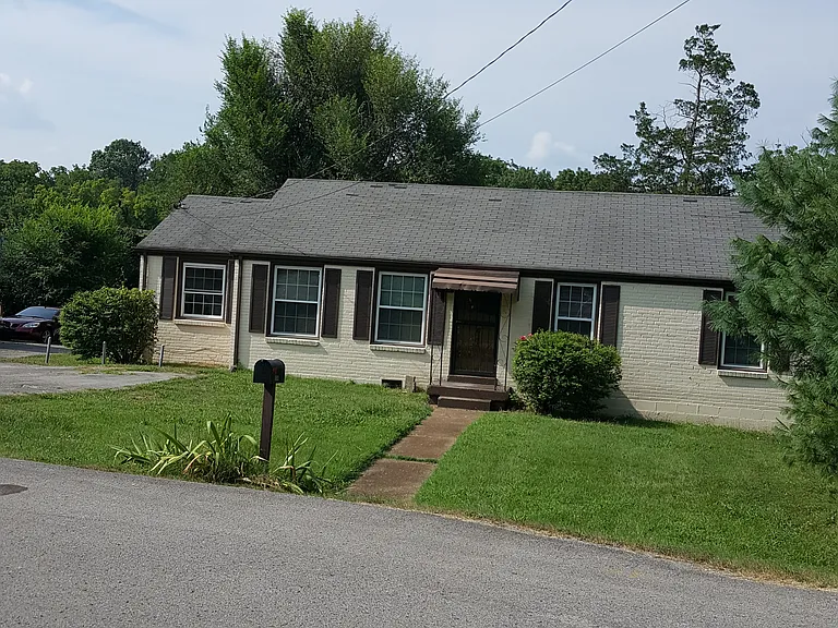 5024 Inglewood Ct — Photo 1