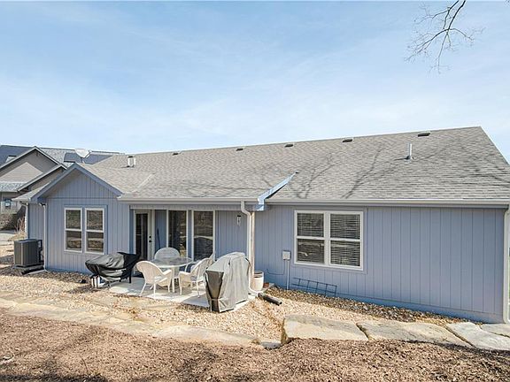 2nd image of 225 Terrace